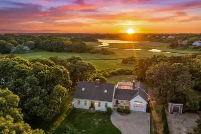 26 Hardings Beach Road, Chatham MA