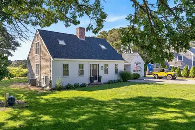 26 Hardings Beach Road, Chatham MA — view 2