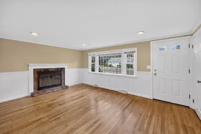 31 Frank Doyle, Dennis MA — view 4