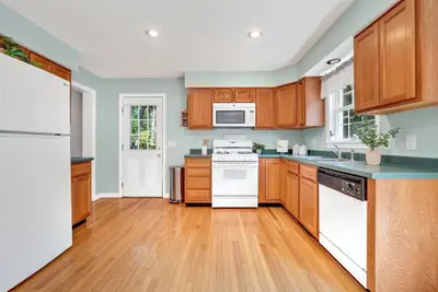 88 Waterfield Road, Barnstable MA — view 3