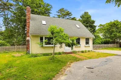 70 Quinaquisset Avenue, Mashpee MA — view 3