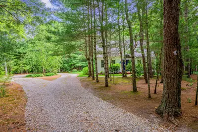 20 Shannon Way, Barnstable MA — view 4