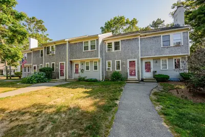 300 Falmouth Road, Unit 9e, Mashpee MA — view 3
