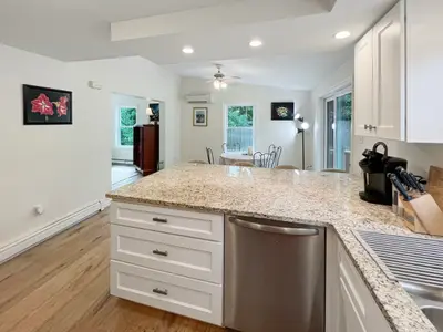 82 Pennsylvania Avenue, Oak Bluffs MA — view 5