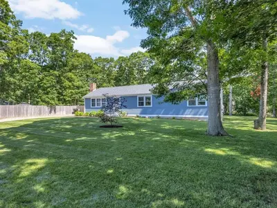 25 Nancy Lane, Barnstable MA — view 2