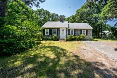 85 South Street, Yarmouth MA — view 2