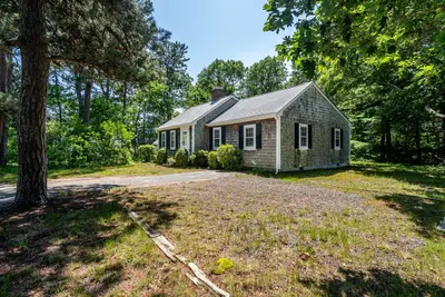 85 South Street, Yarmouth MA — view 3