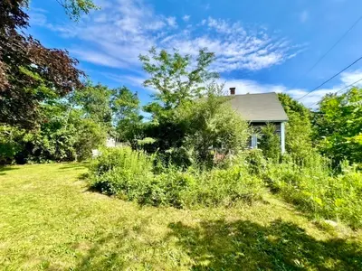 26 Winthrop Avenue, Oak Bluffs MA — view 3