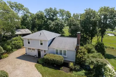 20 Burg Avenue, Sandwich MA — view 2