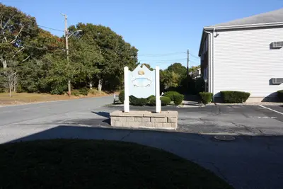 163 Center Street, Unit 4