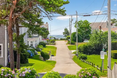 33 Harbor View Road, Harwich MA — view 3