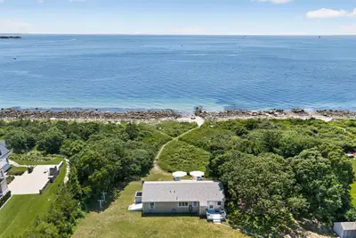 7 Gull Lane