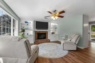 81 Aunt Sophie's, Brewster MA — view 5