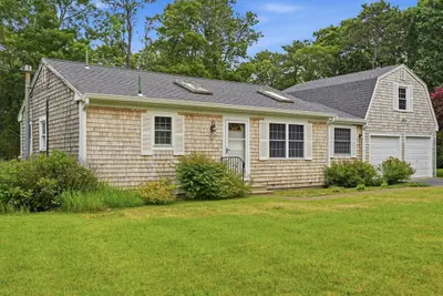 40 Cape Cod Lane