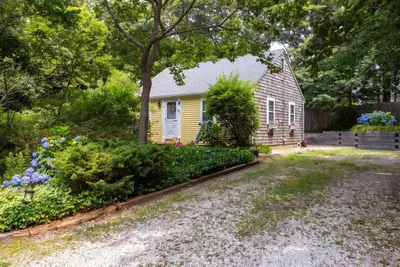 22 Country Lane