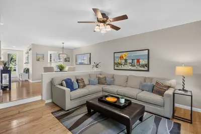 90 Forest Glade, Unit 90, Falmouth MA — view 4