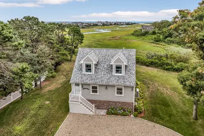 4 Arrowhead Circle