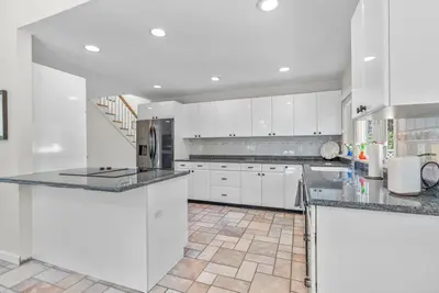 24 Bluff Avenue, Mashpee MA — view 4