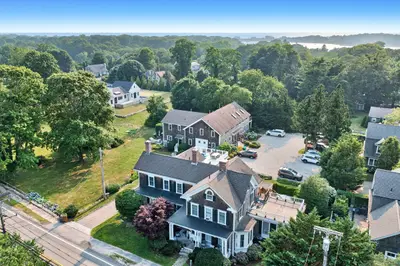 606 W Falmouth Highway, Unit 4, Falmouth MA