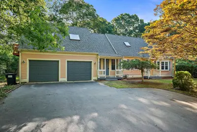20 Biscayne Drive, Barnstable MA — view 2