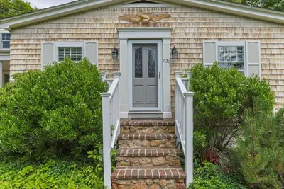 621 W Falmouth Highway, Falmouth MA — view 3