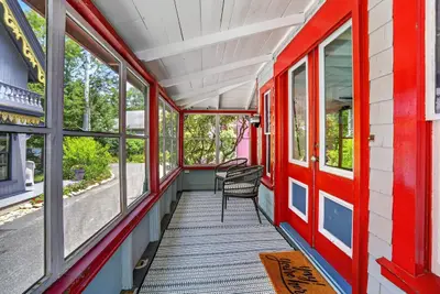 21 Butler Avenue, Unit 1, Oak Bluffs MA — view 3