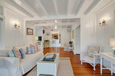 59 Tuckernuck Avenue, Oak Bluffs MA — view 2