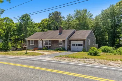 771 W Yarmouth Road