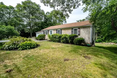 65 Elliott Road, Barnstable MA — view 4