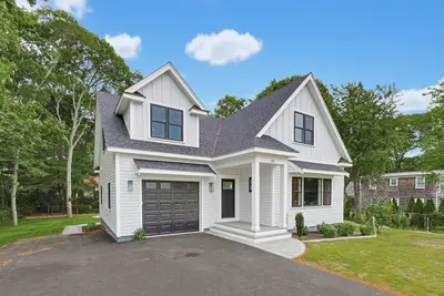 19 Puritan Road, Bourne MA — view 2