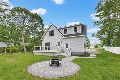 19 Puritan Road, Bourne MA — view 3