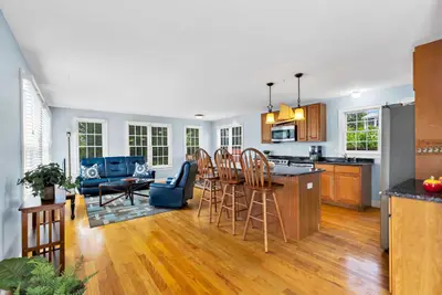 34 Prospect Avenue, Bourne MA — view 3