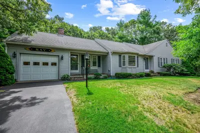 52 Greenland Circle, Yarmouth MA — view 2