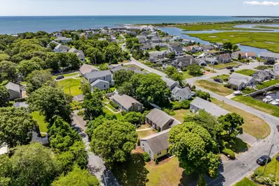 11 Gateway Street, Unit 1, Yarmouth MA — view 4