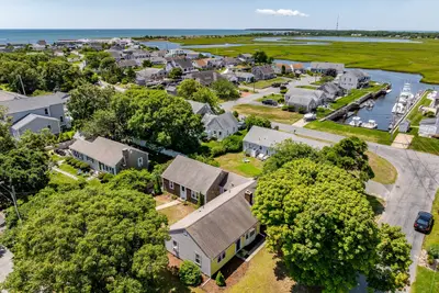 11a Gateway Street, Unit A, Yarmouth MA — view 4