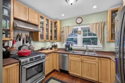 10 Snows Lane, Unit 1b, Provincetown MA — view 3