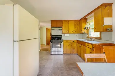 29 Puritan Road, Bourne MA — view 5