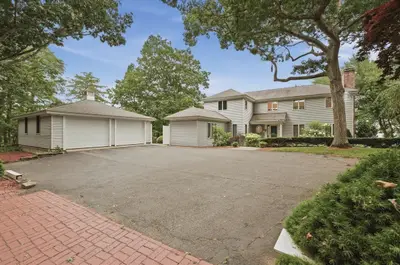 34 Shirley Point Road, Barnstable MA — view 4