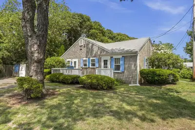 230 Gosnold, Unit 14abc, Barnstable MA