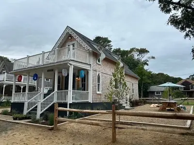 9 Brunswick, Oak Bluffs MA — view 2
