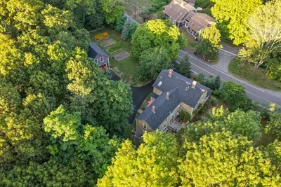 1276 County Road, Bourne MA — view 4