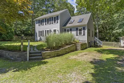 251 Acapesket Road