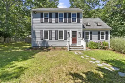 251 Acapesket Road, Falmouth MA — view 2