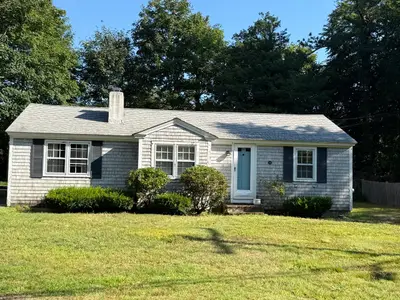 16 Lakeside Drive, Barnstable MA