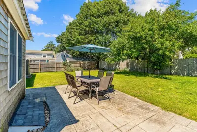 11 Rosetta Street, Yarmouth MA — view 3