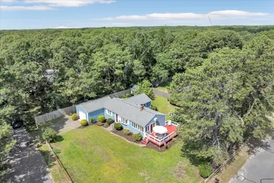 11 Canary Lane, Yarmouth MA — view 5