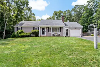 65 Kings Row Drive, Dennis MA — view 3