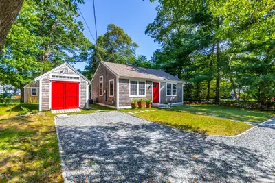 132 Williams Avenue, Bourne MA