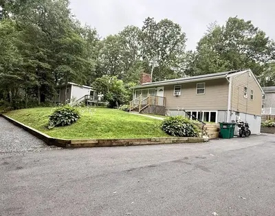 37 Huckleberry Lane, Barnstable MA
