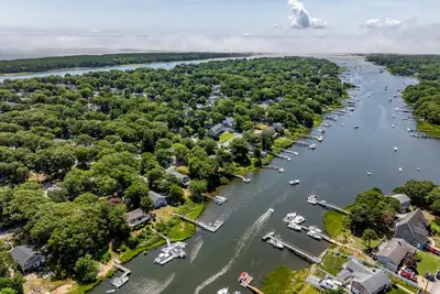 199 Edgewater Drive W, Falmouth MA — view 4